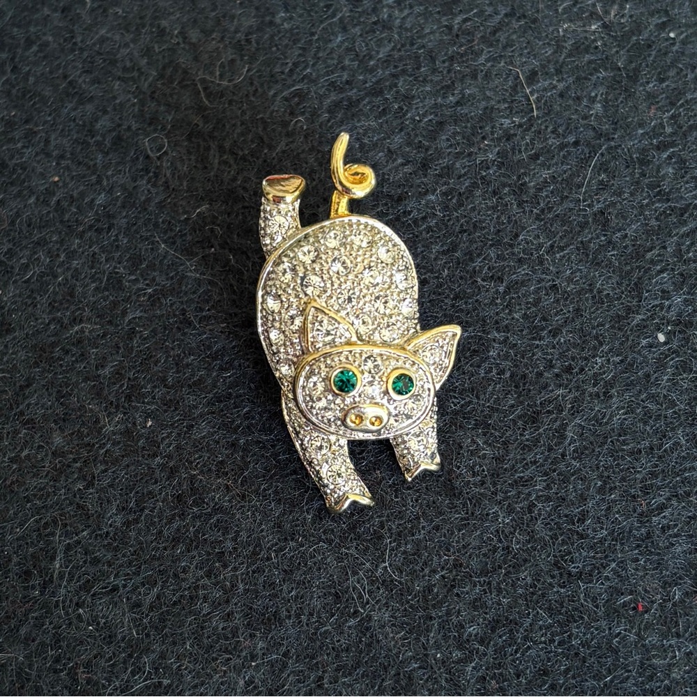 Vintage Landau gold piggy pig rhinestones brooch pin